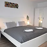 Oda ve Kahvaltı Rosenhof 3*