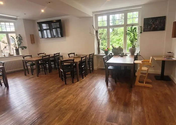 Rosenhof 3*